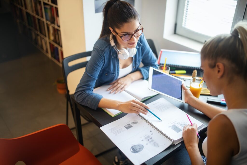 İngiltere Yüksek Lisans : İngiltere Üniversiteleri Burs Programları