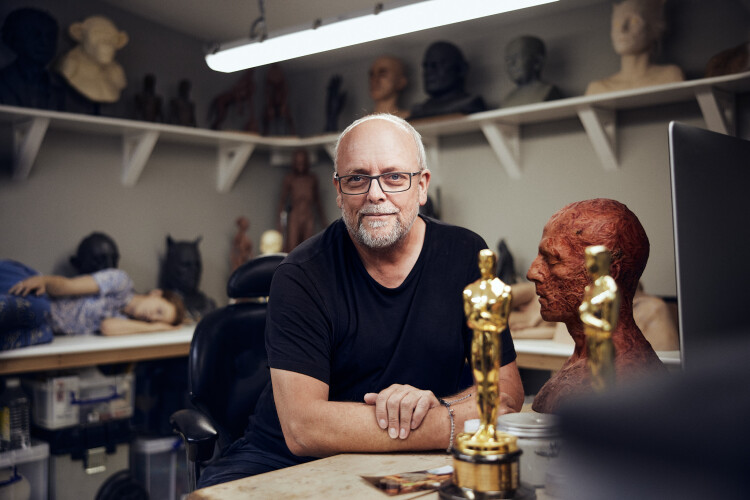 Anglia Ruskin Üniversitesi'nde sanatçı ve ödüllü model yapımcısı atölyesinde.