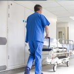 İngiltere’de Hemşirelik: Lisans Öğrencisi ve Türkiye Mezunları İçin 2026 Yol Haritası